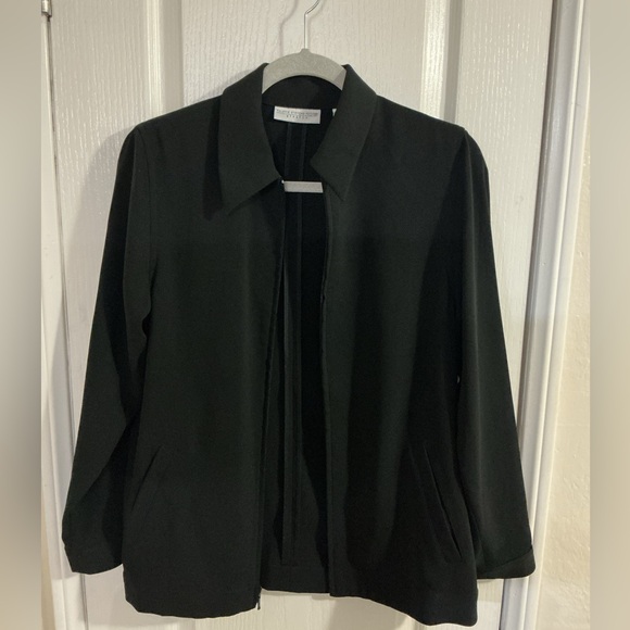 Valerie Stevens Black Women's light jacket - Picture 2 of 14